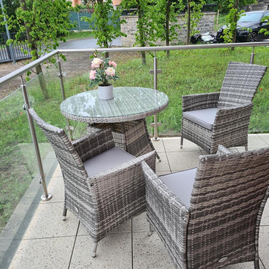 Apartament Z Tarasem Morska 8 Rewal 50M Do Morza Appartement Buitenkant foto