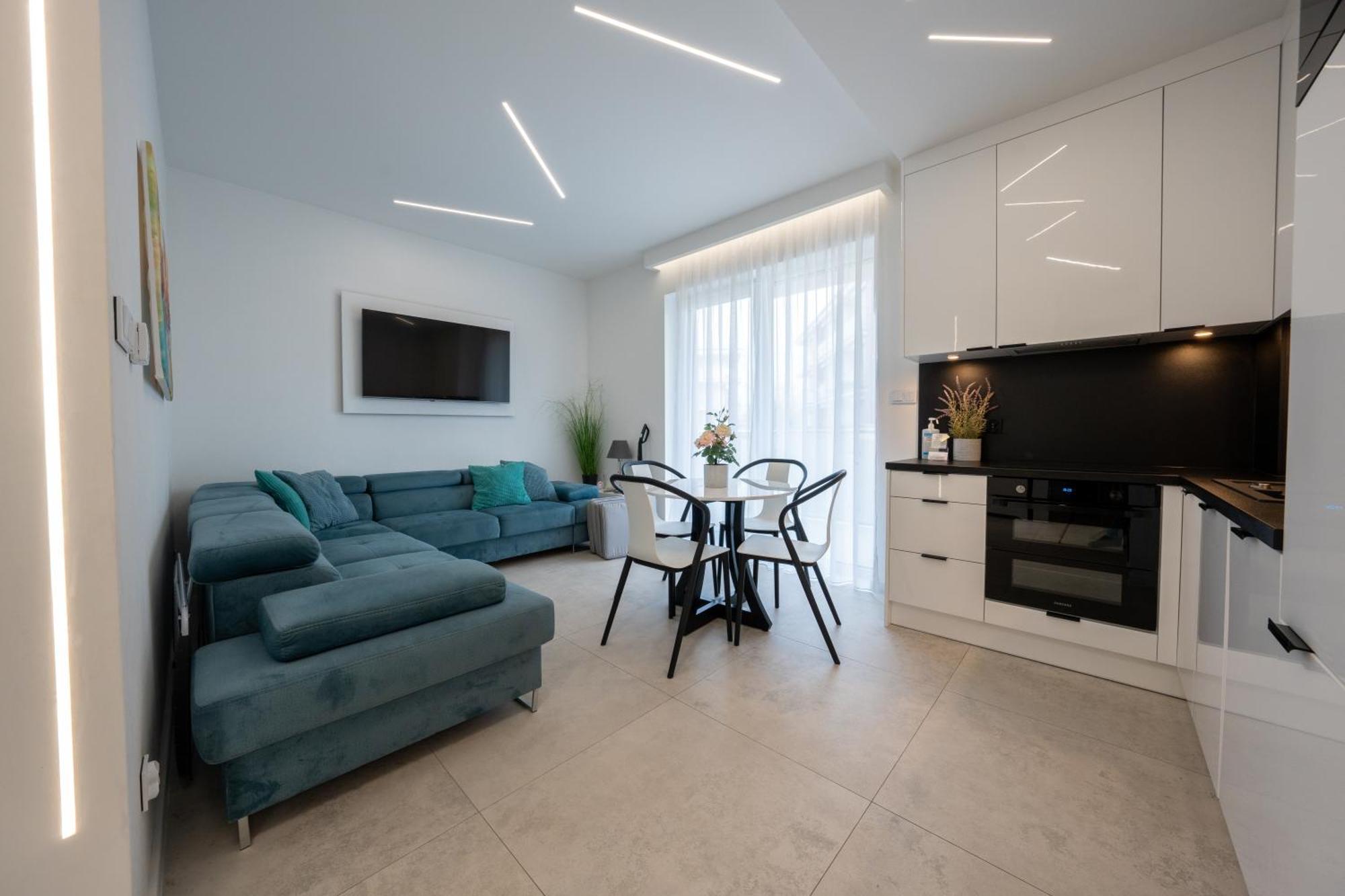 Apartament Z Tarasem Morska 8 Rewal 50M Do Morza Appartement Buitenkant foto
